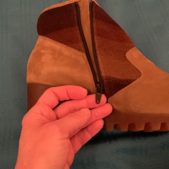 BRAND NEW Arche Larizy Leather Wedge Ankle Boot - Picture 7 of 14